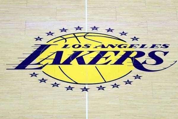 La NBA aprueba la venta récord de los Lakers