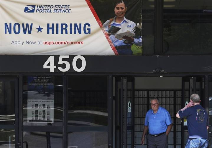 Lack of jobs data due to government shutdown muddies view of hiring and the U.S. economy