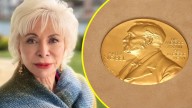 Uno podría dar la sorpresa: Los tres escritores chilenos que destacan en las casas de apuestas del Nobel de Literatura 2025
