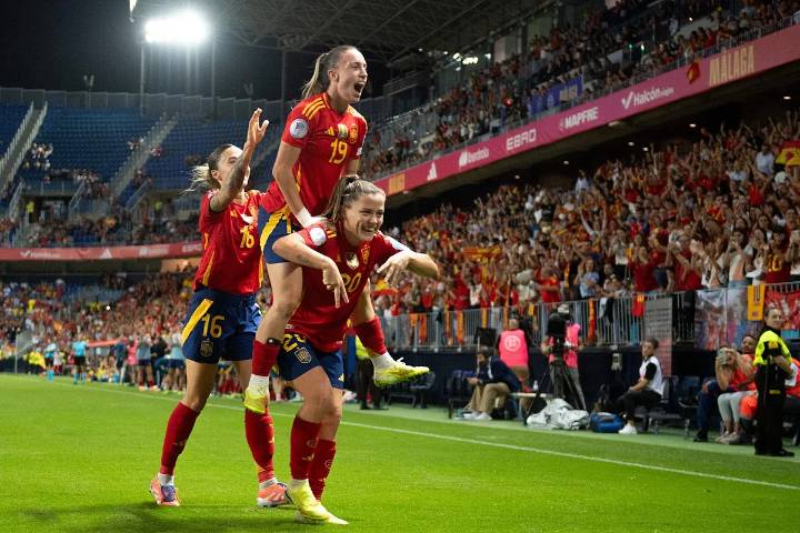 La misma España arrolladora golea a Suecia y se encamina a la final de la Nations League