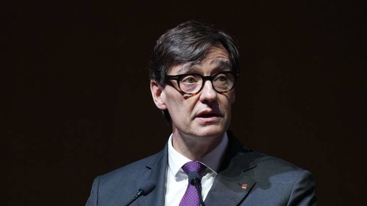 Illa reclama ante los socialistas europeos la oficialidad en la UE del catalán, el euskera y el gallego