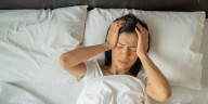 Cómo los hábitos de sueño influyen en la edad biológica del cerebro
