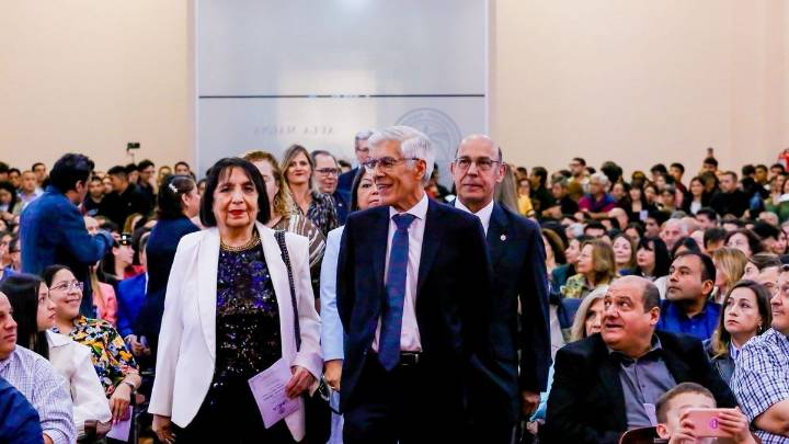 Arellano asumió un nuevo mandato con críticas a la Nación