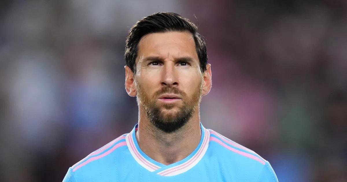 Former Man United flop set for surprise Lionel Messi link-up after three months as free agent