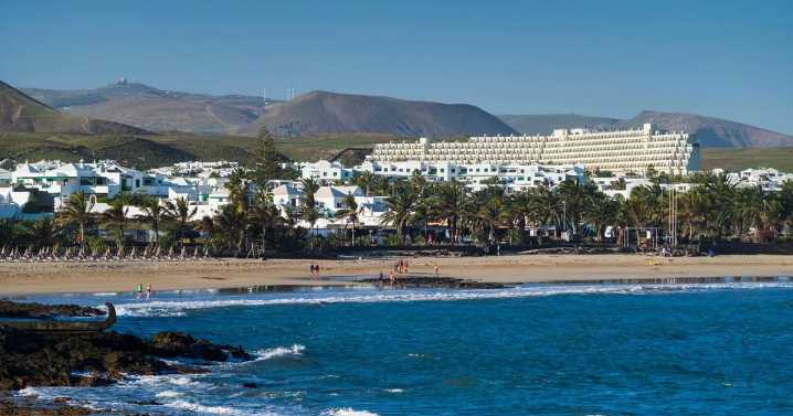 Tourist dies in Lanzarote after plunging 20ft when 'hotel railing gave way'