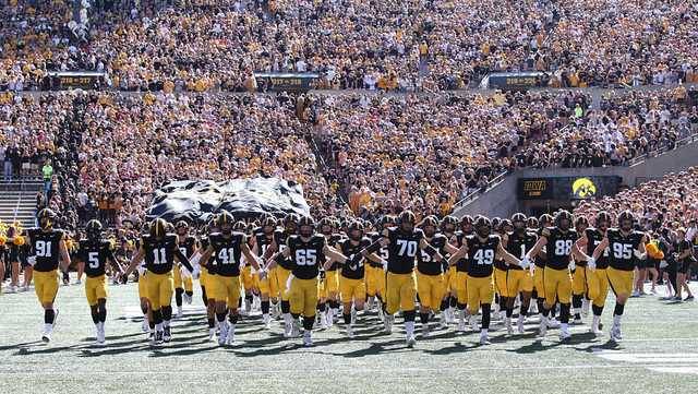 Score updates, highlights and more from Iowa football at Wisconsin