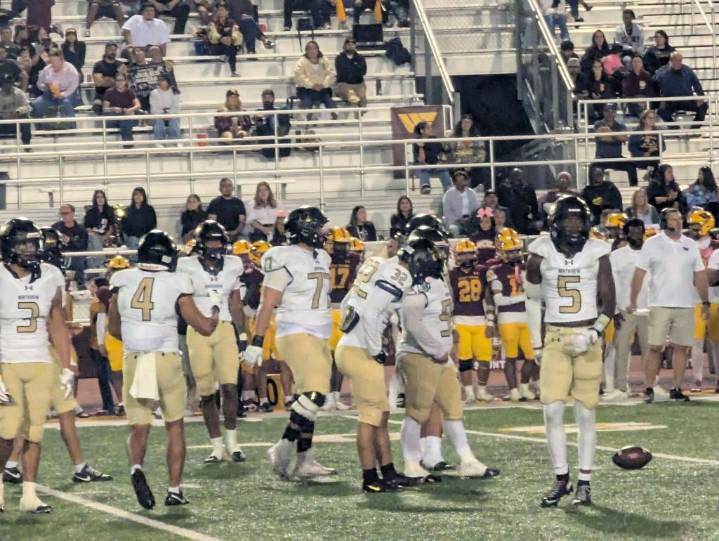 Northview football shuts out West Covina as league race ends in 3