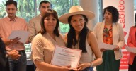 Mujeres rurales recibieron ayer el Premio Pachamama