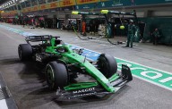 El descuido en los boxes durante el GP de Singapur que pudo terminar en una tragedia en la F1: la actitud heroica de un mecánico
