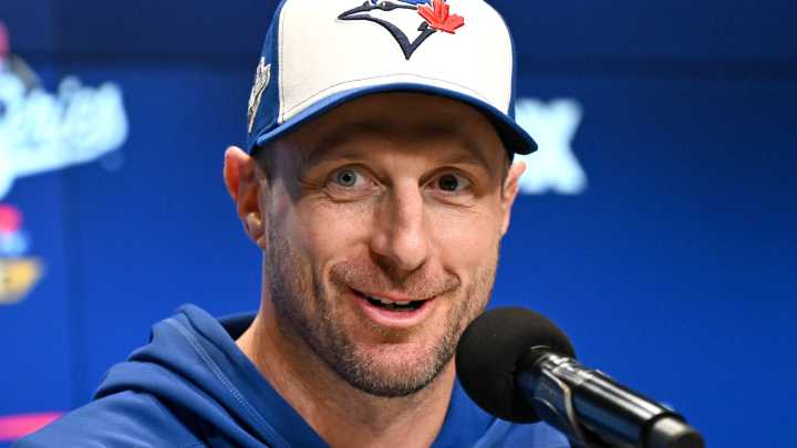Blue Jays at Dodgers odds, picks and predictions