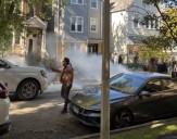 Federal immigration agents tear-gas Lakeview, raid Lincoln Park