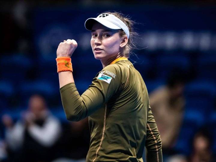 Rybakina anota su nombre en la final de Tokio
