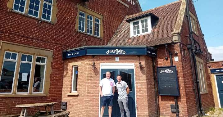 Newly-reopened pub organises Remembrance Day event with free travel to and from the Cenotaph