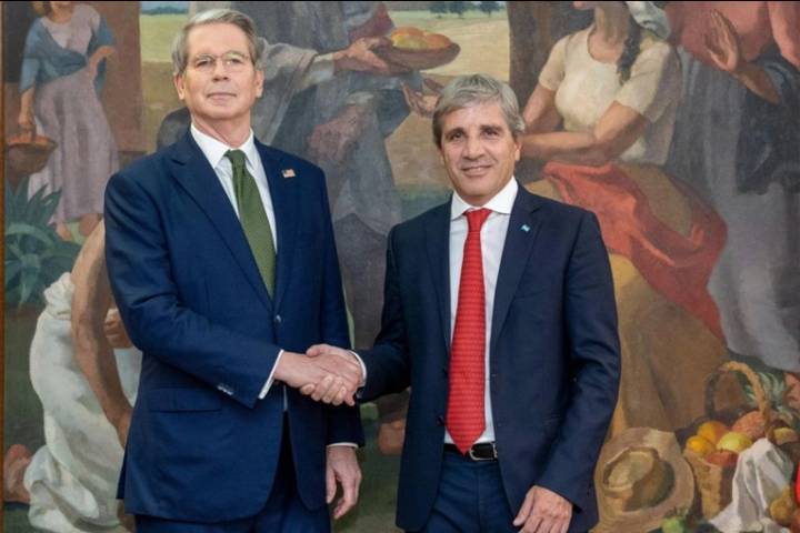 El Tesoro de EEUU aclaró: "No estamos poniendo plata en Argentina, es un swap"