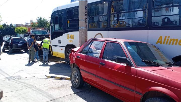 Transporte público de León registra hasta tres accidentes diarios: Movilidad