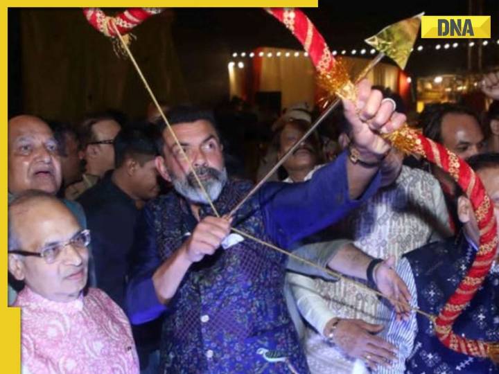 Bobby Deol performs Ravan Dahan at Delhi's famous Lav Kush Ramlila on Dussehra