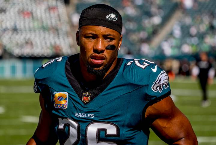 Saquon Barkley Speaks Out Against Distractions Amid Ongoing Eagles’ Struggles Amidst a disappointing season, the Eagles' Saquon Barkley shuts down narrative that outside ventures are affecting his per