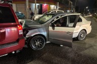 Da vuelta prohibida y provoca aparatoso choque en Saltillo; iba ebrio
