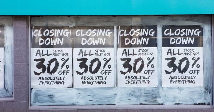 High street giants closing down stores and pubs in November