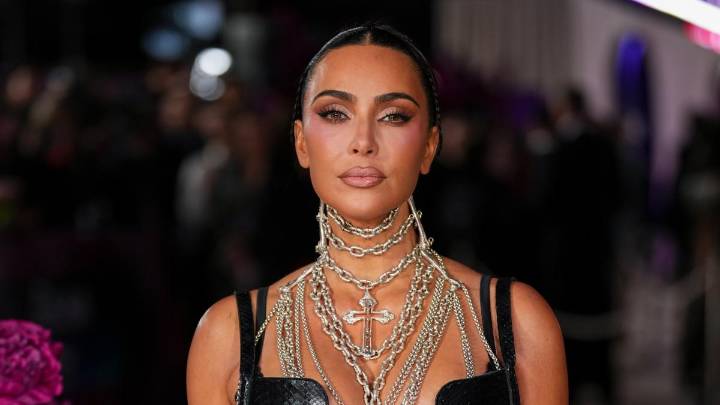 Kim Kardashian revela que sufrió un aneurisma cerebral y lo atribuye al estrés por su divorcio con Kanye West