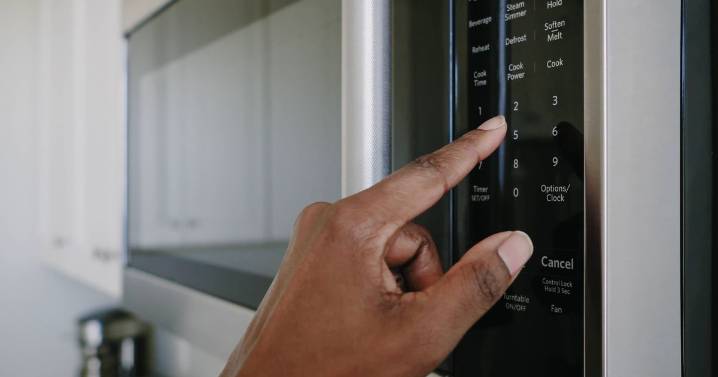 Chef reveals 'most underrated button' on microwave to 'cook food perfectly'