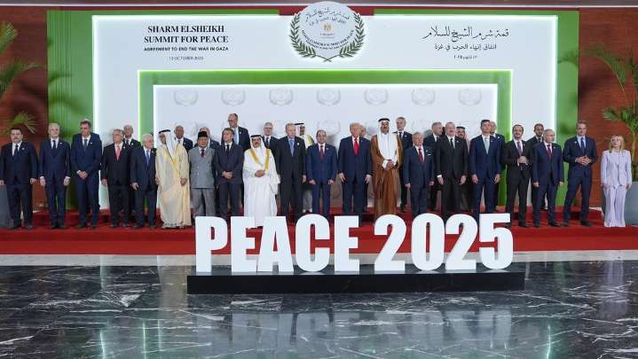 Donald Trump y líderes mundiales sellan acuerdo de paz para Gaza