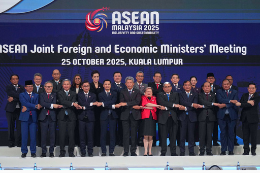 Timor Oriental entra en la ASEAN, mientras que Tailandia y Camboya amplían su alto el fuego