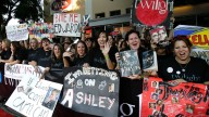 'Twilight' memes we (still) love, just in time for 20th anniversary