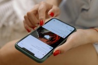 Eyes On Screens, Minds At Risk: How Smartphones Are Undermining Learning & Human Connection
