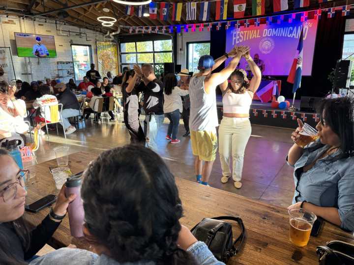 Denver mantiene abiertas las puertas al diálogo con Raíces Brewing