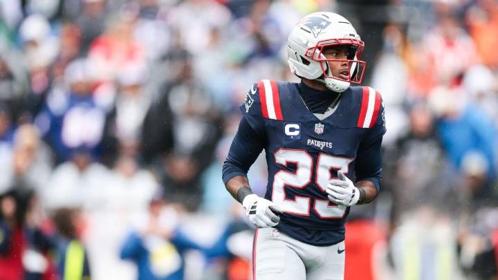 Patriots sign punt returner Marcus Jones to new contract extension