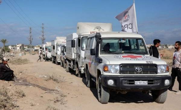 Israel permite que equipos de la Cruz Roja y egipcios busquen cuerpos de rehenes en Gaza