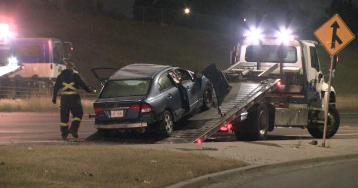 Person critically injured in 3-vehicle crash in Calgary overnight