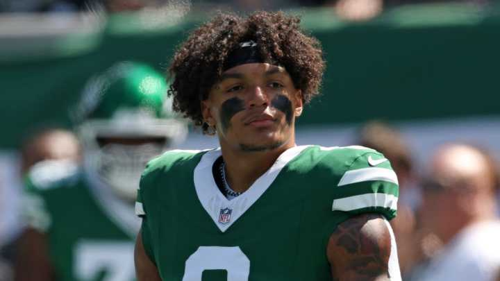 Jets place second-year RB on IR with 'pretty serious' knee injury