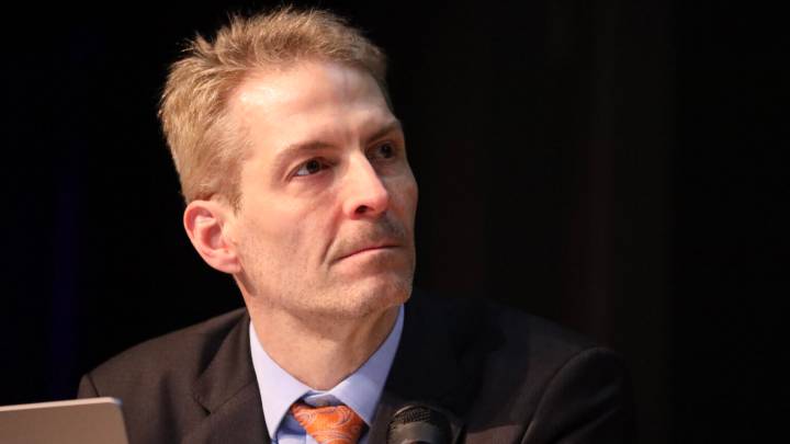 Frank Hauser announces resignation as Juneau School District superintendent
