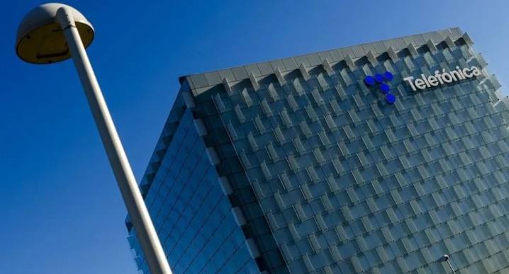 Millicom consolida su expansión regional con la compra de Telefónica Ecuador por US$380 millones