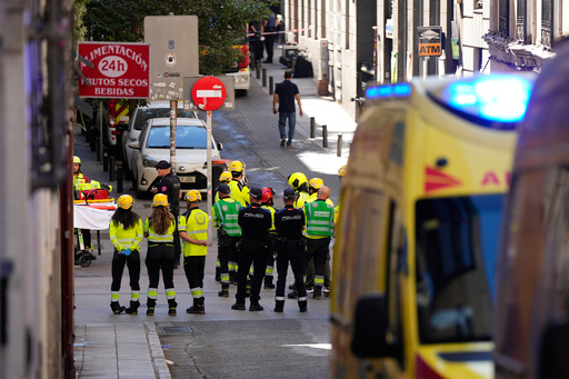 Derrumbe de edificio en Madrid deja 3 trabajadores heridos, 4 desaparecidos