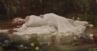 Museum Overwhelmed by Flood of Taylor Swift Fans