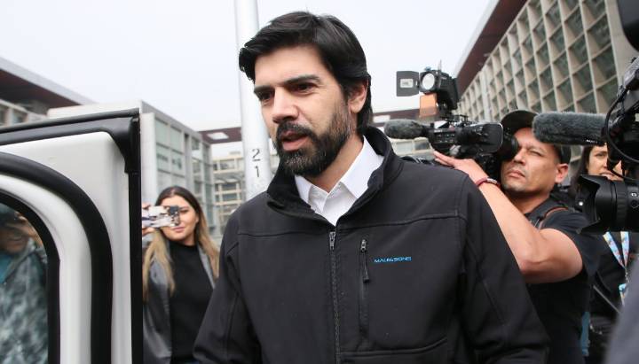 Corte de Apelaciones de Santiago acoge solicitud de Fiscalía y determina el desafuero del diputado Joaquín Lavín
