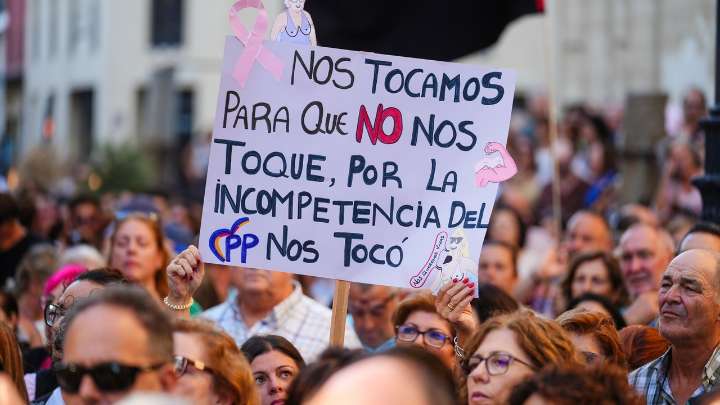 Las comunidades de PP se niegan a enviar a Sanidad los datos de sus cribados de cáncer tras los fallos en la andaluza