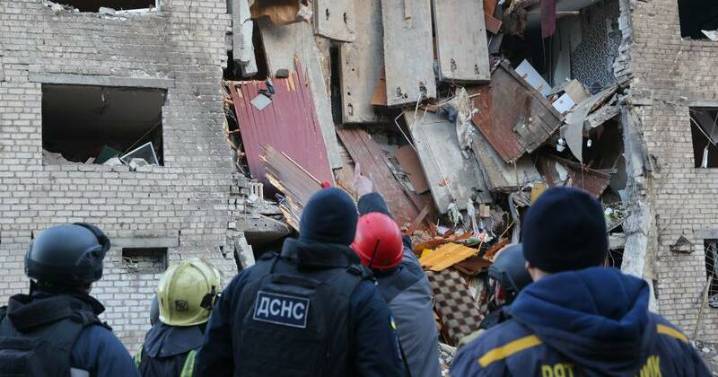 Russia launches massive strike on Ukraine energy grid