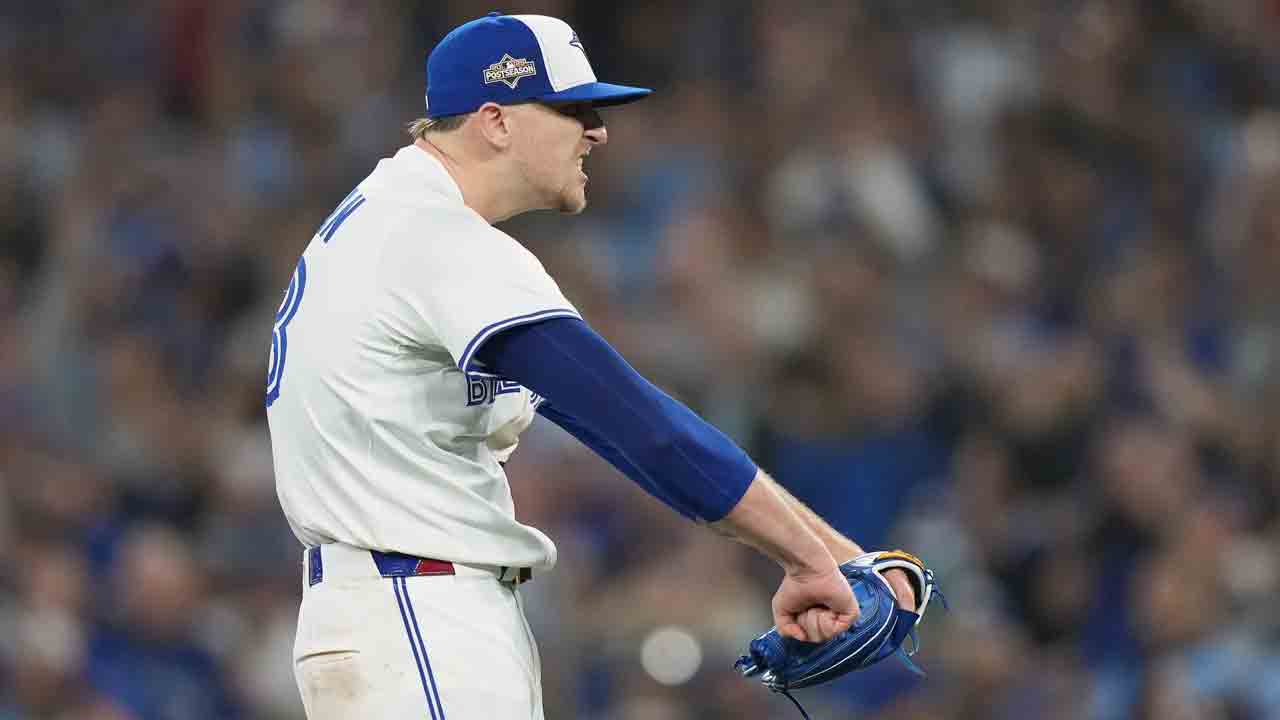 Hoffman stabilizes Blue Jays’ bullpen with dominant Game 6 performance