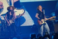 Keith Urban Forgets Lyrics to 'The Fighter' After Maggie Baugh Rumors