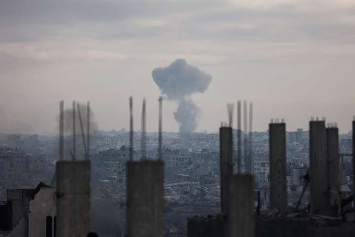 Israel Kills 104 in Gaza in Major Ceasefire Violation, Accusing Hamas of Killing 1 Soldier