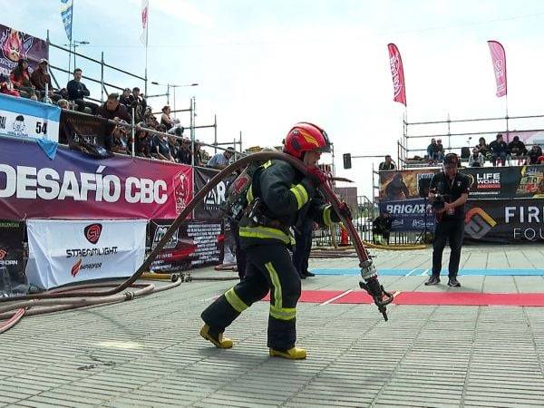 Bomberos destacan sus habilidades y labor en la 5ta versión del “Desafío CBC” en Concepción