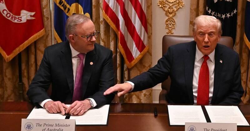 Trump hails 'friend' Albanese, signs minerals deal