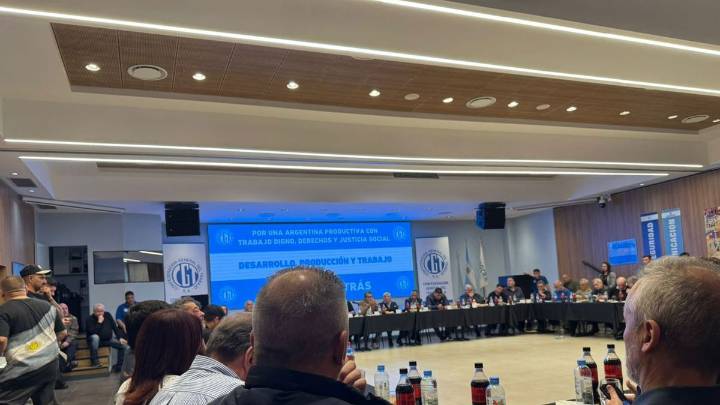 La CGT definió "plantarse" contra la reforma laboral que impulsa Milei