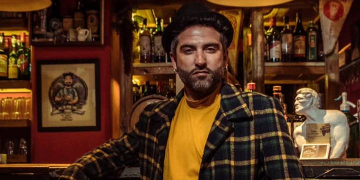 Investigan a un psicólogo influencer por presuntos delitos sexuales y abuso de poder