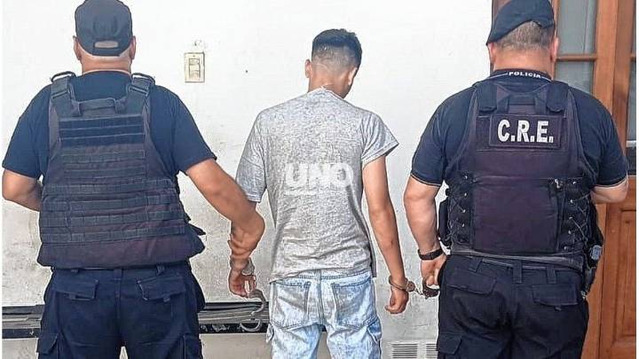 Cayó preso frente al estadio de Unión y sería el presunto autor del crimen de dos amigos en Bº Centenario