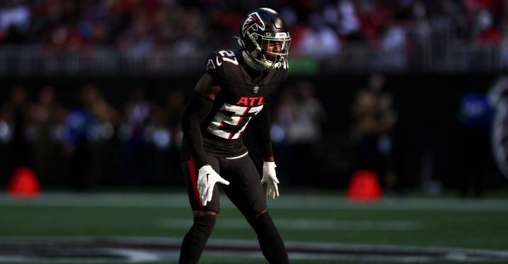 Patriots elevate running back Terrell Jennings, safety Richie Grant on eve of Week 8
